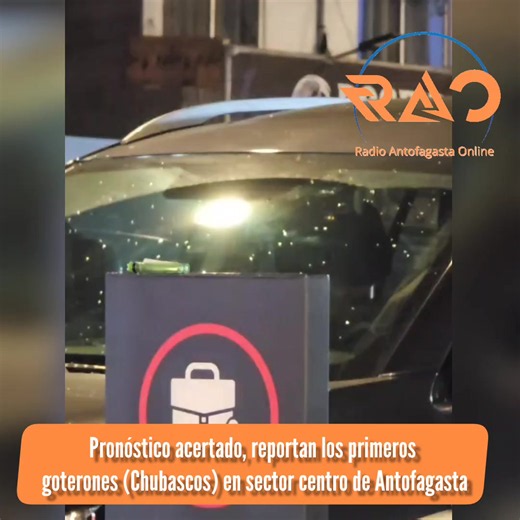 🌧 #AlertaRAO 🌧 | Comienzan los primeros chubascos en Antofagasta: reportan goterones en el sector centro Tal como anticipaban los pronósticos meteorológicos asociados a una vaguada en altura, durante la noche de este miércoles se registraron los primeros goterones en el sector centro de Antofagasta. El fenómeno marca el inicio de las precipitaciones esperadas para la ciudad, mientras las autoridades mantienen el monitoreo de las condiciones climáticas durante la madrugada de este jueves.