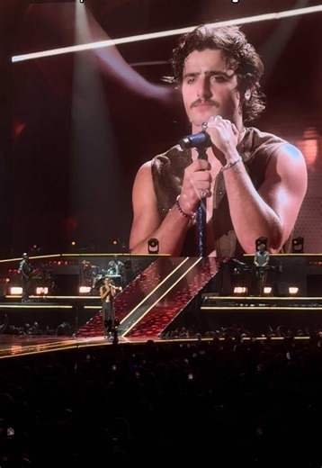 Such a good cover!! #bensonboone #americanhearttour #cover #vancouver #concerts @Benson