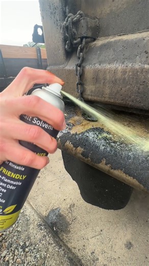 Melting hardened asphalt isn't easy. That is, unless you're using PavePro as your asphalt solvent. 🔗 Click the link in our bio to learn more @PavePro is the "better than diesel" asphalt remover and release agent that's taking over the paving industry by storm. 💪🏽 Powerful & Long-Lasting Release Ability 💸 Surprisingly Cost-Effective 💡 Enhanced Lubricity & Water Deactivated 🍃 Environmentally Safe & DOT-Approved ▶️ Follow @PavePro to see more posts like this! | PavePro Asphalt Release Agent &