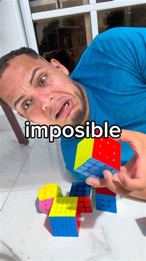 Un cubo de Rubik con más de 6 colores🌈