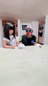 145K views · 1.2K reactions | MAGIA CON UVAS ( TELETRANSPORTACIÓN ) / LOS DESTRAMPADOS | Los Destrampados Oficial | Facebook