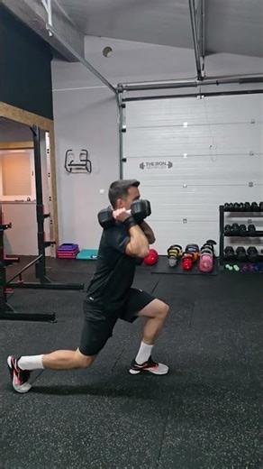 DB Front Rack reverse Lunge