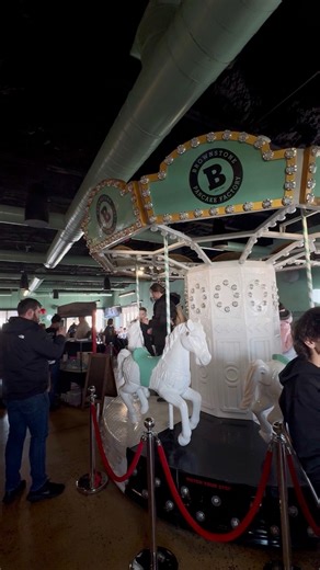 If you're looking for a place that WOWs, look no further. The famous Brownstone Pancake Factory takes brunch to new heights...literally. With 4 locations across New Jersey, you just have to pay them a visit! #BrownstonePankcakeFactory #Brunch #VisitNJ | Visit New Jersey