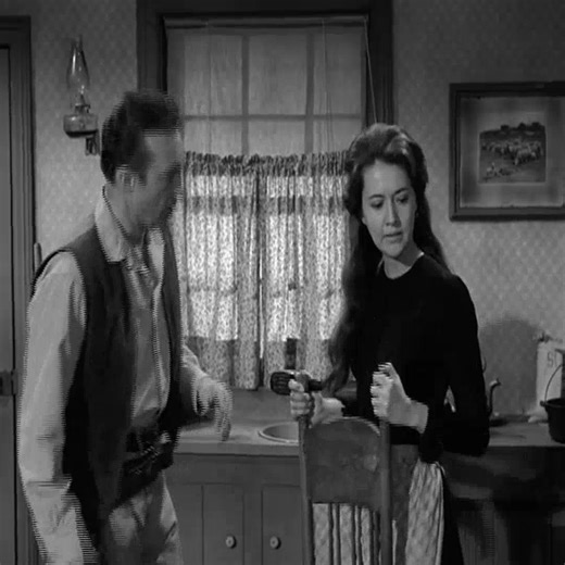 Gunsmoke S07E02 – Old Yellow Boots Part17 #gunsmoke #MilburnStone #AmandaBlake #JamesArness #BOOMchallenge | Okex