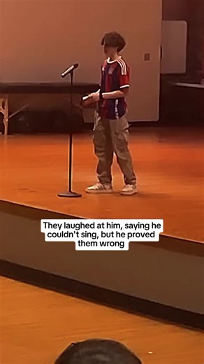 Magnificent Voice: Trending Cover with Powerful Singing