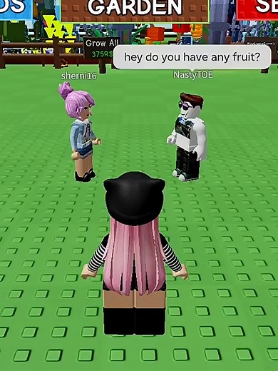 Ayudando a Bacon en Roblox tras el acoso