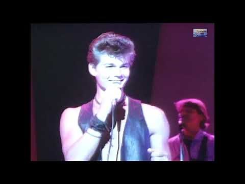 A-ha - Take On Me (Live Bronco Bowl - Dallas, Texas 06.09.1986)