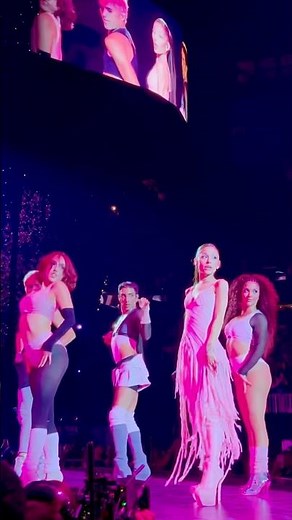 Ariana Grande - 7 Rings #arianagrande #atlanta #7rings #myfavoritethings #concert #live #atl