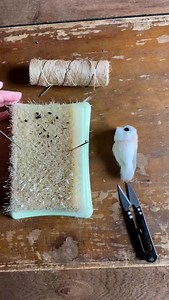 The last stages of making a needle felted barn owl ornament. What I make is not from a pattern and it’s just my hands, a needle and wool. The best way to describe what I do is sculpting and painting with wool using only a sharp needle…and a little patience 😉 #fiberartist #woolsculpture #barnowl #handmade #owl #ornament #felting #feltwork #patience | Felt Up Girl