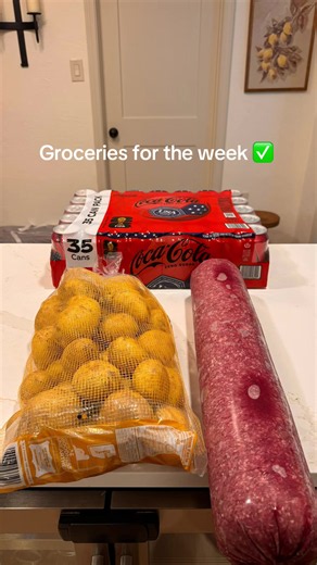 Max Cooks (@maxwelllington)’s video of Groceries Video