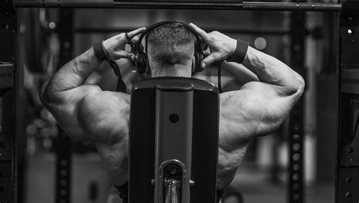 How Many Sets A Week Do You Need for Bigger Arms? | BOXROX