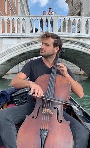 Signorina, let’s continue the ride 🎻 Can’t Help Falling in Love with Venice ❤️ https://www.instagram.com/hausercello | HAUSER