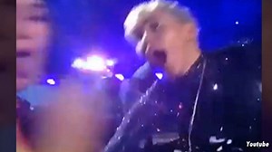 Miley Cyrus, Katy Perry -- GIRL WAR Over Kiss!