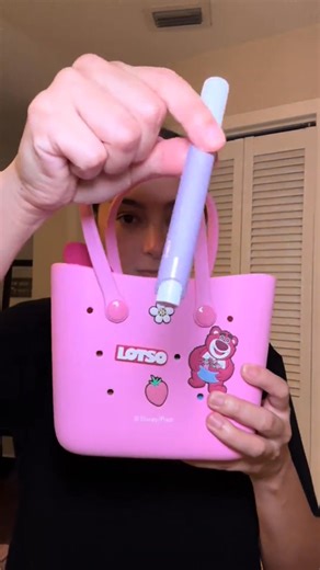 ✨ The cutest Disney Mini Lunch Bags are here and on sale for just $9.98! Perfect for lunches, daily essentials, or gifting this holiday season. 🎁 Durable, lightweight, and featuring your favorite characters like Stitch, Lotso, and Marie! 🐾 Don’t miss out—tap to shop now! 🚨 Limited stock available! #TikTokShopBlackFriday #TikTokShopCyberMonday #TikTokShopHolidayHaul #DisneyBags #HolidayGiftIdeas #AffordableGifts #LunchBagGoals #CuteAndFunctional #TikTokDeals #ShopTikTok #HolidayShoppingMadeEas