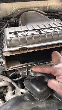 2006 Ford air intake removal