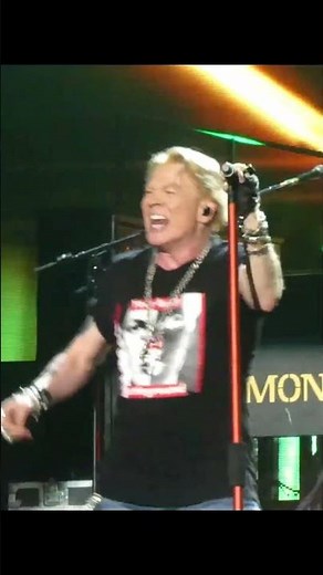 Guns N' Roses performing WELCOME TO THE JUNGLE in Indianapolis, Indiana in Sep 2021 at Lucas Oil