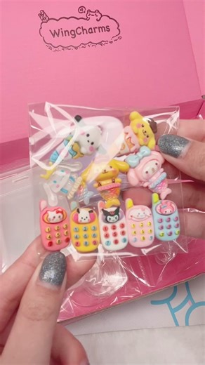 Pack cute charms with me#asmrvideo #packingorders #smallbusiness #cute #kawaii #aesthetic #packwithme #diy #decoden #charms #crafting #sanrio #kuromiandmymelody