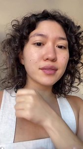 Du suchst nach einem schnellen Alltags-Look? Die wunderbare @ellessentially zeigt Dir ihre Everyday Make-up Routine. Details: BAREPRO® 16HR Skin-Perfecting Powder Foundation, Gen Nude Blonzer, Strength & Length Brow Gel, Mineralist Eyeliner, Strength & Length Mascara, Mineralist Lasting Matte Lipliner & Mineralist Gloss Balm. #BareYourBestSkin #bareMinerals #CleanBeauty #VeganBeauty #VeganMakeup | bareMinerals | Facebook