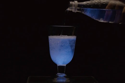 紫外線 ｜ 自由研究におすすめ！家庭でできる科学実験シリーズ「120秒の科学」｜ NGKサイエンスサイト ｜ 日本ガイシ株式会社