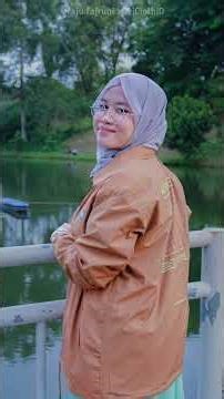 Challenge Time.Kali ini aku Nantangin CNN buat jadi model. #streetmodel #stranger #streetwear