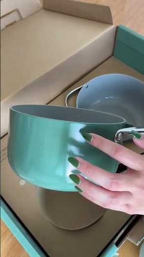 Unboxing DREAMY Non-Toxic Cookware | Caraway Home