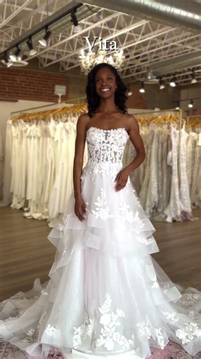 Which strapless wedding gown would you choose? 🤍✨ A timeless classic, a modern minimalist, or a