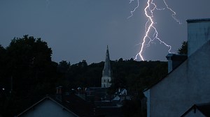 Les bons gestes à adopter pour se protéger de la foudre