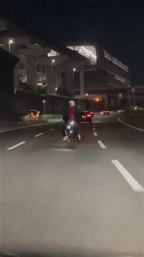 そろそろおすすめ乗ってもいいんちゃう？？ #xjr400 #ワルツ #4hm #05 #大阪 #旧車会 #コールマン #旧車會 #カスタム #おすすめ #ツーリング #バイク女子 #バズれ