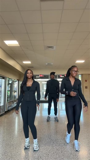 #foryoupage #trending #blowthisup #dance #dancetrend | dances to learn