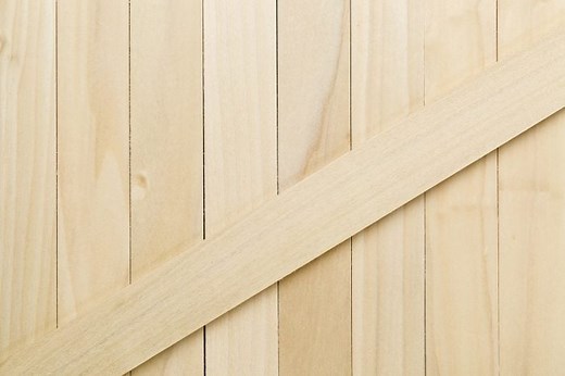 What To Know About Poplar Wood