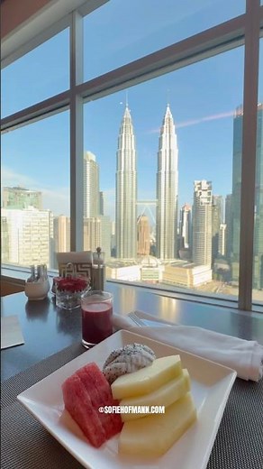 Breakfast, Traders Club Lounge, Level 32, Traders Hotel, Kuala Lumpur City Centre, Malaysia 🇲🇾