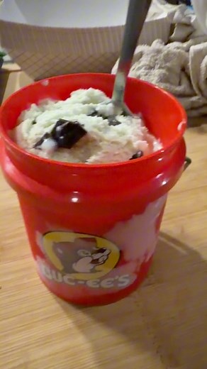 Love this mini-bucket from Buc-ees. Find more uses for it every day! Y’all grab them whenever you see them! #bucees #buceesbeaver #buceesgasstation #minibucket #mini #minicollection #trending #viral #cutegifts #giftideas Buc-ee's | Mastering Mayhem