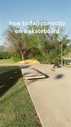 falling😭 #funny #subscribe #tutorial #skating #like #views #aurafarmingkid ‪@ryan‬ ‪@CadelandMia‬