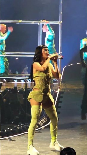 Katy Perry performs California Gurls live in Los Angeles