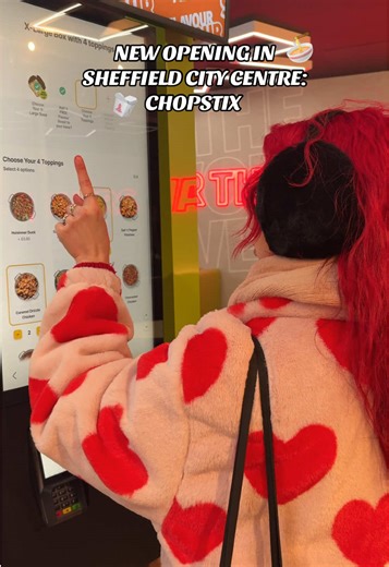 NEW OPENING IN SHEFFIELD CITY CENTRE: CHOPSTIX 🥢 [PR Visit] @Chopstix Noodle Bar is now open on Fargate (next to spud bros) ✨ Caramel drizzle chicken Every Damn Time 🥡