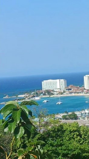 Beautiful Ocho Rios beach in Jamaica 🇯🇲😍🫶🏽