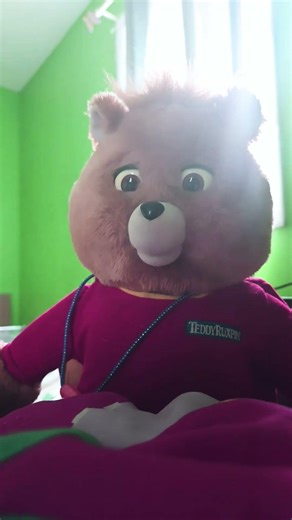 1998 Teddy Ruxpin sings Golden from Kpop Demon Hunters! #Golden #Kpdh #kpopdemonhunters #lipsync