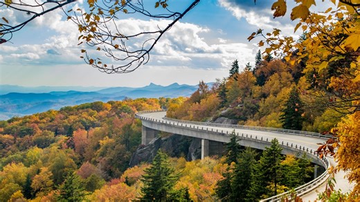 Is the Linn Cove Viaduct open again on the Blue Ridge Parkway?