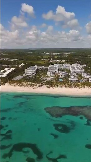🌴 Punta Cana fun vibes: beach, friends & endless summer #shorts