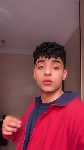 Exploring Dynamic Expressions in Indoor Settings