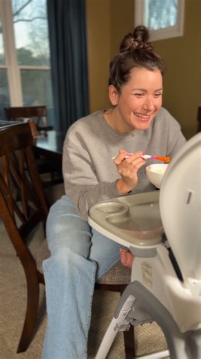 @atypicalamber on Instagram: "Every time I think I have a handle on what I’m doing as a mom, baby girl unlocks a new level and throws me in the deep end again. Some things are easier to adjust to than others, but I think it’s safe to say teething sucks all around for everyone involved. Turns out this is just another feeding pivot I didn’t see coming— baby girl is hanging on to breastfeeding and formula by a thread, but she has really taken to the transition to real food thanks to @grownsy … and 