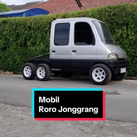 Merk apakah mobil lucu ini? #mobilbeluga #beluga #efekbeluga #mobilgemoy #funnycar #mobillucu #jualmobiljogja