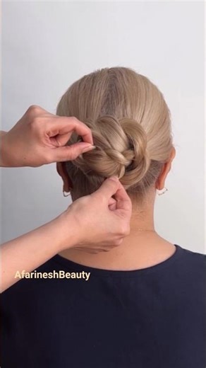 How to Style a Chic Low Updo Using the Gap-Comb Pigtail Trick ✨