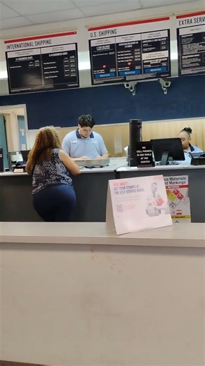 Get your passport at the Post Office in Houston 📪
