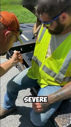 How to use the EpiPen autoinjector