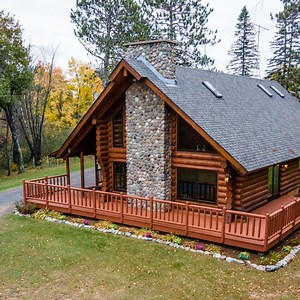 25K views · 186 reactions | NEW LISTING! Log home on 300 acres for...