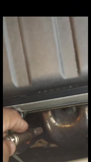 4.7K views · 22 reactions | Hati hati buka socket O2 ini kabelnya jangang di tarik kenceng takut putus didalam #reel #sensoro2swift #swift #fbprofesional #monetisasi | Supandi Ahmad | Facebook