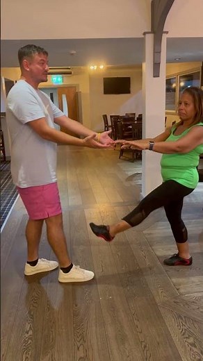 Ceroc Tip with Dan: The Step Back | Beginner Essentials