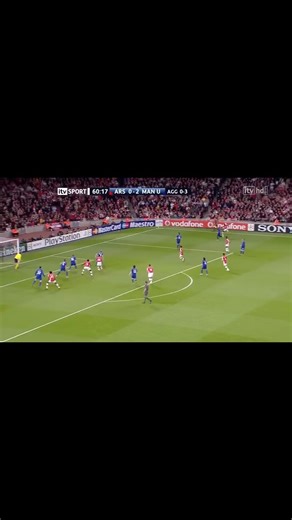 Man_united_history on Instagram: "One of the best executed counter attacks I have ever seen. I think the United team 2006-2009 is the best counter attacking team ever. #manunited #manchesterunited #greatgoals #cr7"