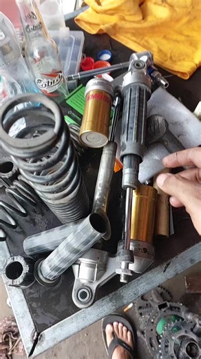 ADV 160 Rear Suspension Retune: Stock Shock Issues